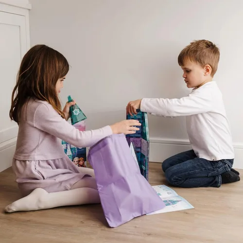 Miniatura 22 de Tytan Toys Disney Frozen - Azulejos magnéticos de castillo de princesa, juego de construcción STEAM de 68 piezas con azulejos con purpurina