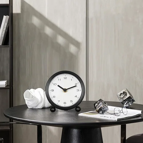 Miniatura 4 de Reloj de escritorio retro de 5.1 pulgadas, funciona con pilas, reloj de mesa de metal silencioso con diseño clásico para decoración de sala
