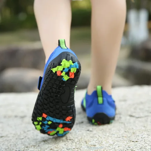 Miniatura 7 de UBFEN - Zapatos para el agua para niños y niñas zapatos acuáticos y livianos de secado rápido para ir a la playa practicar deportes hacer natación e