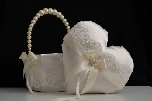 Miniatura 2 de Juego de almohada de portador de anillos de marfil y cesta de niña de flores, almohada de anillo de corazón, cesta de boda de encaje, cesta de mango