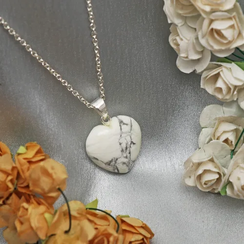 Miniatura 3 de Gempires Natural Howlite Heart Crystals Pendant Necklace, Silver Plated 18 + 2 Inch Adjustable Chain (Howlite)