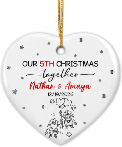 Miniatura 13 de Adorno de cerámica personalizado para la primera Navidad, nombres personalizados para parejas, regalo de primer adorno de Navidad para recién