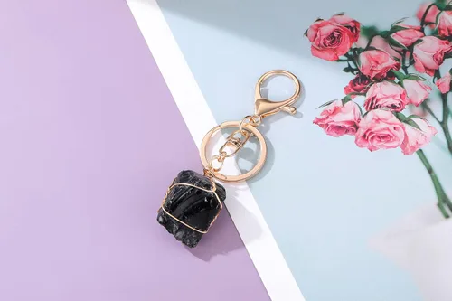 Miniatura 2 de Jovivi Llavero de piedra de cristal de cuarzo natural crudo envuelto en alambre irregular con piedras preciosas curativas para mujeres y hombres