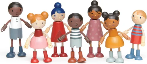 Miniatura 3 de Tender Leaf Toys - Familia de muñecas - Linda familia de muñecas flexibles de madera para casa de muñecas para niños, cuatro piezas de mamá, papá
