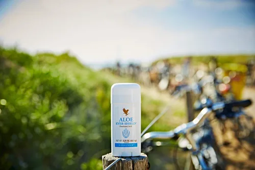 Miniatura 2 de Forever Living Aloe Ever-Shield, desodorante sin aluminio con aloe calmante, protección contra olores durante todo el día para pieles sensibles