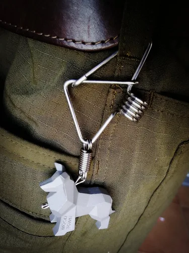 Miniatura 4 de Llavero de acero inoxidable hecho a mano