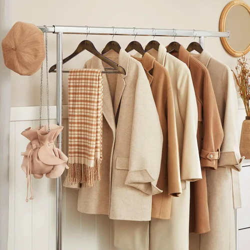 Miniatura 2 de JS Hanger Perchas de madera para abrigos, paquete de 20 perchas de madera de alta calidad para trajes con barra antideslizante para pantalones