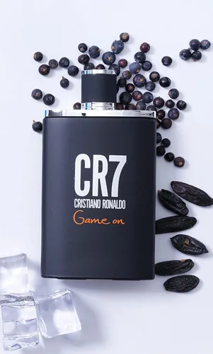 Miniatura 3 de Cristiano Ronaldo CR7 Game On - Fragancia aromática para hombres, aroma amaderado y seductor, esencia tropical y densa, una estética oscura