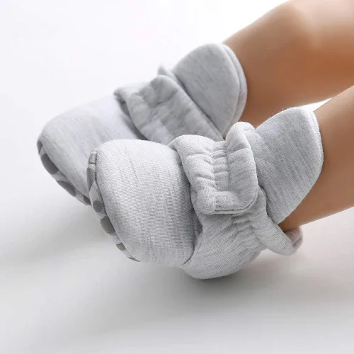 Miniatura 33 de Botines de forro polar para bebés, niños y niñas, pantuflas antideslizantes con agarre suave, zapatos de calcetín para recién nacidos, cuna