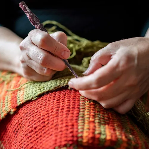 Miniatura 4 de Divit Shilp Ganchos de ganchillo con mango ergonómico Beta Aguja de tejer hecha a mano de resina de 7 pulgadas, tejido de hilo para manualidades