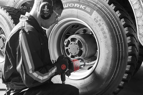 Miniatura 6 de Chicago Pneumatic CP7783-6 Llave de impacto neumática (1 pulgada), yunque de extensión de 6 pulgadas, herramienta neumática de reparación y montaje