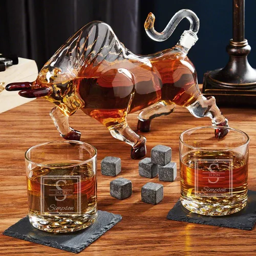 Miniatura 10 de El Matador - Decantadores con vasos Buckman (diseño Oakhill, cuatro vasos)