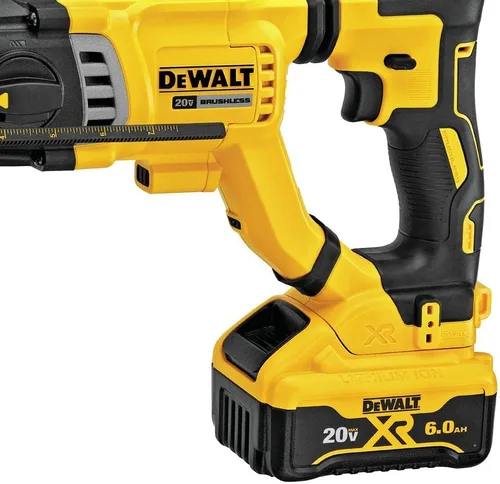 Miniatura 3 de DEWALT Martillo giratorio máximo de 20 V, kit SDS Plus, 1-1/8 pulgadas, inalámbrico (DCH263R2)