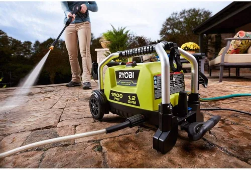 Miniatura 4 de RYOBI RY1419MTVNM 1900 PSI 1.2 GPM Lavadora a presión eléctrica con ruedas para agua fría