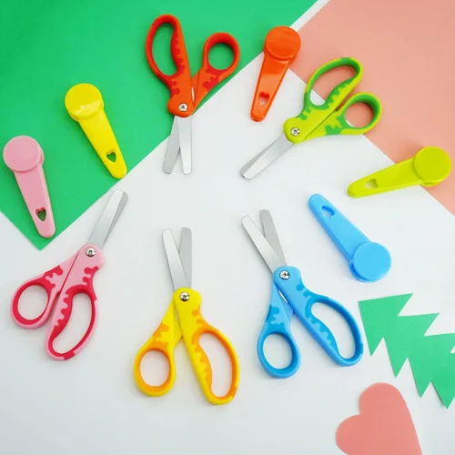 Miniatura 7 de Tijeras para niños, tijeras de 5 pulgadas con cubierta, tijeras de punta roma para estudiantes con agarre cómodo, seguridad para papel de corte