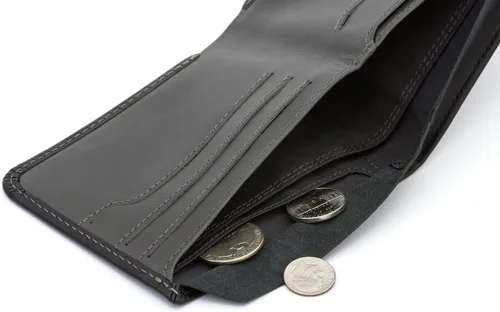 Miniatura 4 de Bellroy Cartera Hide & Seek (diseño plegable de cuero delgado, bloqueo RFID, capacidad para 5 a 12 tarjetas con una sección oculta) (negro)