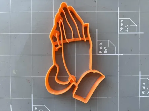 Miniatura 4 de Cortador de galletas con manos rezando