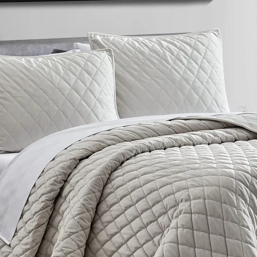 Miniatura 3 de Vera Wang - Juego de edredón King, lujoso juego de ropa de cama de terciopelo con fundas a juego, elementos esenciales modernos para la habitación