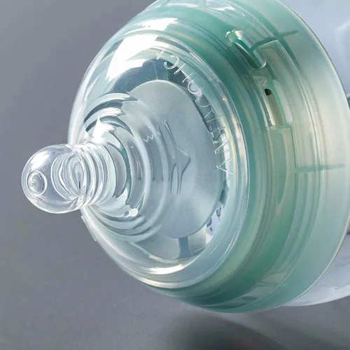 Miniatura 5 de Tommee Tippee Avanzados pezones anticólicos para biberón, similares al pecho para un pestillo natural, silicona suave, flujo medio, más de 3 meses