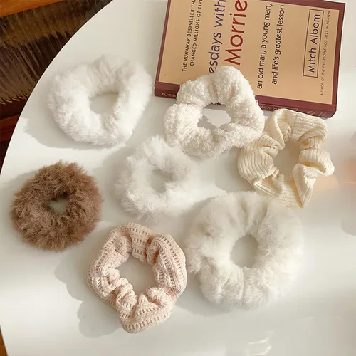 Miniatura 3 de 7 ligas elásticas de terciopelo sólido para el cabello, estilo suave para mujeres, cabello largo y grueso, sin daños (beige)