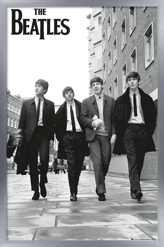 Miniatura 10 de Trends International The Beatles - Póster de pared "En Londres", 22.375 x 34 pulgadas, versión con marco de madera de granero