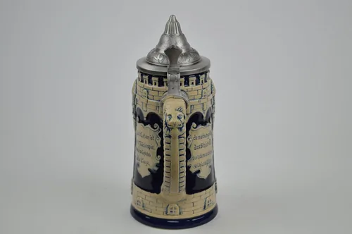 Miniatura 6 de Essence of Europe Gifts 0.6 litros OktoberfestHaus - Jarra alemana con tapa Das Leben Ist Ein Wurfelspiel Wir Wurfeln All Tage