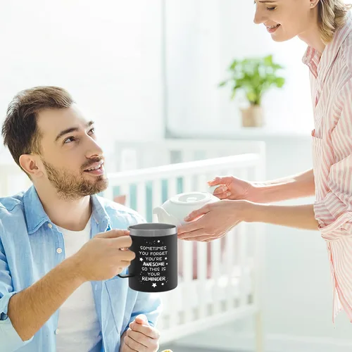 Miniatura 7 de COMOOO Regalos para Hombres y Mujeres, Sometimes You Forget You Are Awesome Coffee Tumbler with Handle, taza de café de acero inoxidable de 14