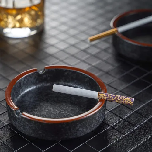 Miniatura 5 de Cenicero de cerámica elegante para interiores y exteriores para el hogar, barras de café y patios, color negro deslumbrante de lava (tamaño mediano)