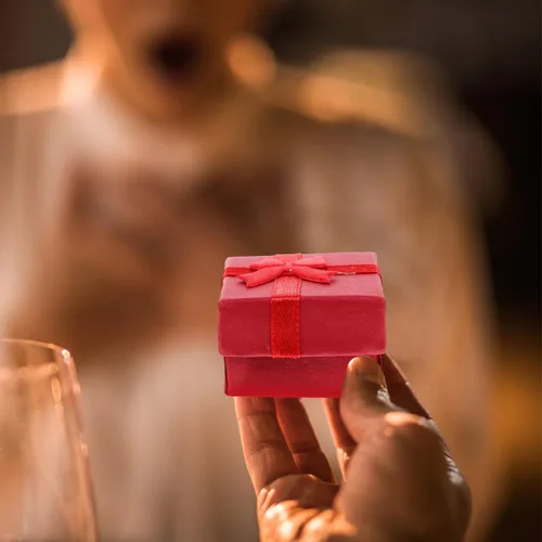 Miniatura 7 de Hemoton 24 cajas pequeñas de joyería rojas para anillos y aretes, cajas compactas para boda, compromiso, cumpleaños, aniversario, presentación
