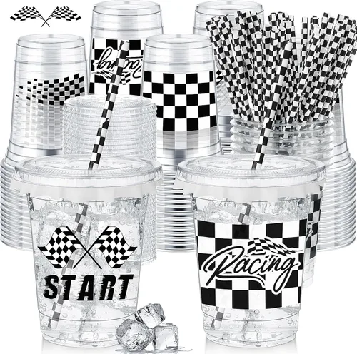 FoldTier 50 vasos de plástico para fiestas de carreras a cuadros, 12 onzas, color blanco y negro, con bandera a cuadros transparentes con pajitas y