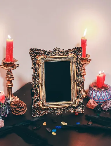Espejo rascador negro – Herramientas de brujería Kit de altar suministros para adivinación – Espejo cuadrado decorativo, marco dorado oscuro, 7.1