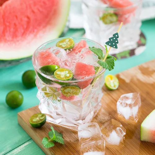 Miniatura 7 de Púas de cóctel de bambú para árbol de Navidad, palillos de dientes decorativos de Navidad para aperitivos, frutas y bebidas, suministros de fiesta