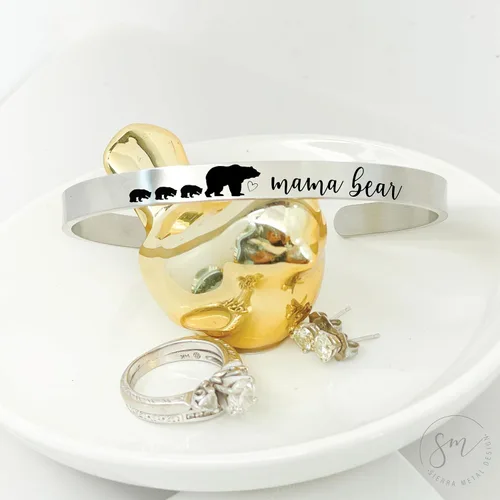 Miniatura 2 de Mama Bear Cuff Mama Bear Bracelet Gift For Mama Bear with Cubs Gift Valentines Day Gift Gift Birthday Personalized Amount of Cubs Mom Gift