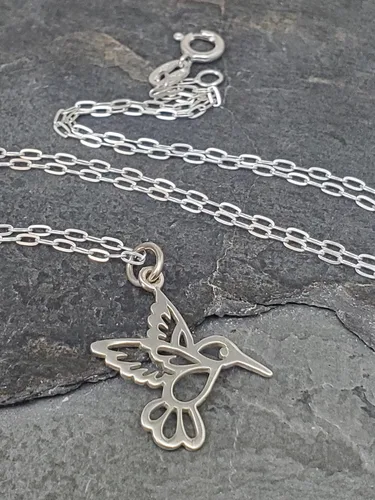 Miniatura 3 de EnCharmed Collar plano de plata de ley con recorte de colibrí, 18 pulgadas