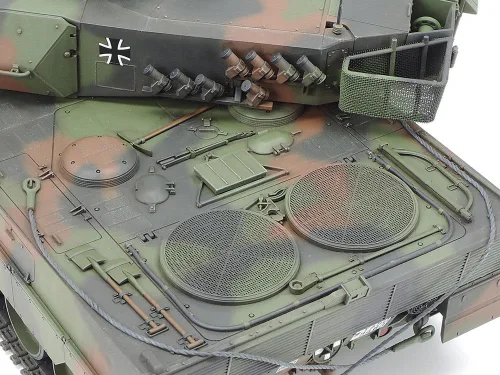 Miniatura 8 de Tamiya 35271 Leopard 2 A6 Tanque de batalla principal de juguete