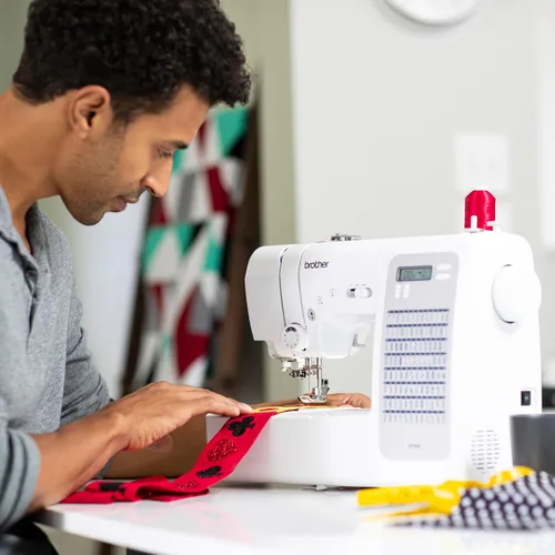 Miniatura 6 de Brother CP100X - Máquina de coser y hacer acolchados computarizada