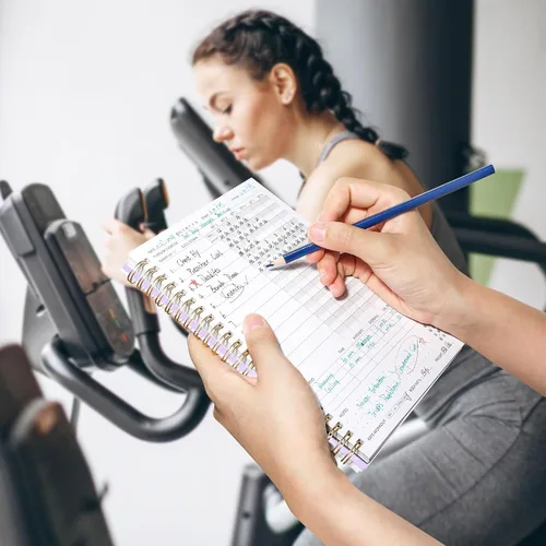 Miniatura 7 de Diario de fitness planificador de entrenamiento para mujeres y hombres, A5 (6.4 x 8.3 pulgadas), diario de entrenamiento, planificador de libros