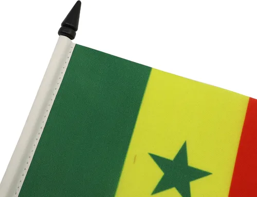 Miniatura 148 de AZ FLAG Sierra Leone Bandera de mesa 5'' x 8'' - Bandera de escritorio de Sierra Leona 21 x 14 cm - Bastón y base de plástico negro