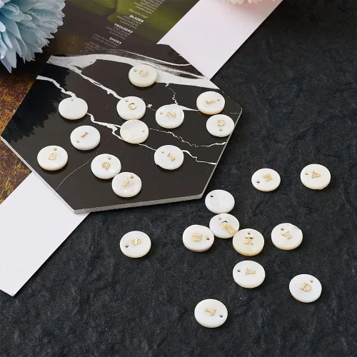 Miniatura 2 de Beadthoven - 104 dijes de letras del alfabeto de perlas de agua dulce naturales, redondos, dorados, redondos, del alfabeto A-Z, para bricolaje