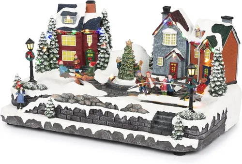 Alpine Corporation Niños animados de interior de 9 pulgadas de alto jugando en el pueblo de Navidad con 26 luces LED multicolor, decoración de