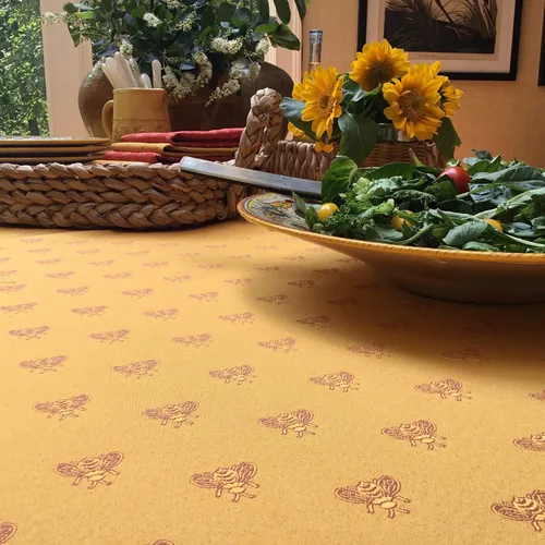 Miniatura 2 de Amelie Michel Mantel jacquard francés de lujo en Maya Bee, dorado, resistente a las manchas, fácil cuidado, lavable a máquina, fabricado en Francia