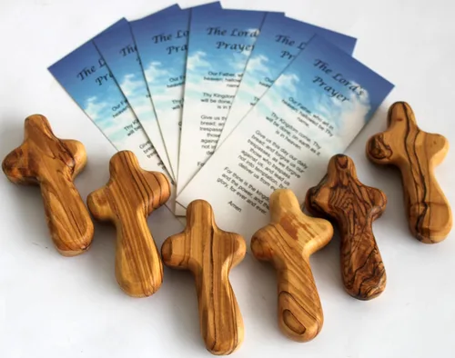 Miniatura 9 de Paquete de 6 cruces de bolsillo de madera de olivo de Belén de tamaño mediano – Cruces auténticas de Belén para oración y alivio de la ansiedad