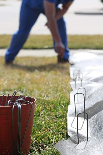 Miniatura 2 de Grapas de jardín para césped, grapas para tela de paisaje, alfileres de anclaje, grado profesional. Longitud total de 6 pulgadas, S, Galvanizado