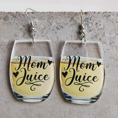 Miniatura 2 de Aretes de taza de cerveza de simulación 3D realistas en miniatura, aretes colgantes de copa de vino para mujer, lindos y divertidos aretes de oreja
