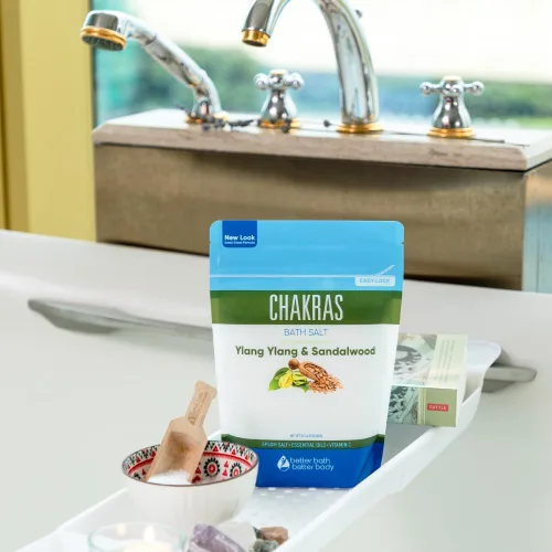 Miniatura 5 de Chakras - Sal de baño de 32 onzas de sal de Epsom con ylang ylang natural, sándalo, eucalipto, incienso, manzanilla y canela, aceites esenciales más