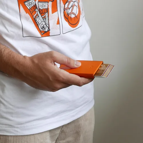 Miniatura 40 de ÖGON -DESIGNS- Tarjetero automático de aluminio, protección RFID contra fraude y desmagnetización, cartera delgada y minimalista para hombres