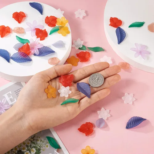 Miniatura 7 de PH PandaHall 240 dijes de resina acrílica de hojas de flores con temática otoñal, 8 estilos de cuentas esmeriladas para bricolaje, colgantes