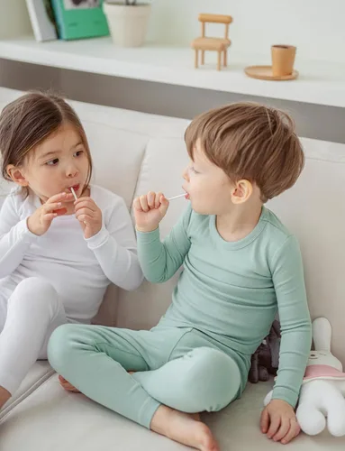 Miniatura 30 de AVAUMA - Pijama para niños y niñas de algodón básico para uso diario