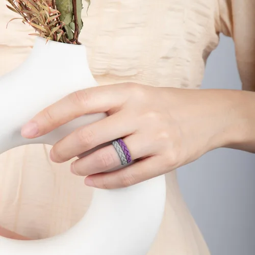 Miniatura 10 de Egnaro Anillos de boda de silicona para ella, conjuntos de novia de goma para mujer, bandas finas, diseño trenzado de hojas apilables con ranuras