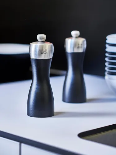 Miniatura 3 de Peugeot Fidji - Juego de molinillo de sal y pimienta negro mate de 6 pulgadas
